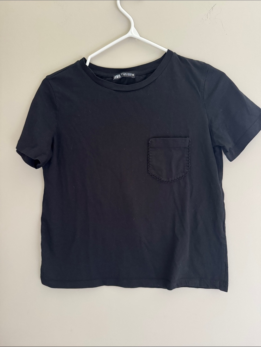 ZARA BLACK TEE WITH POCKET